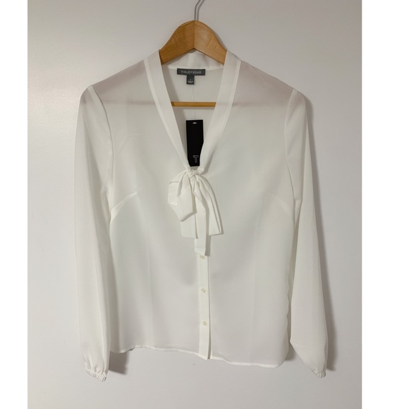Tinley Road White Shirt With Bow - Picture 2 of 6